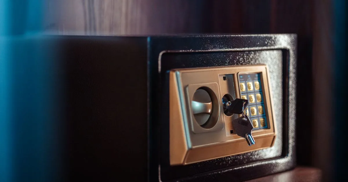 Laser Attack Exposes an Unpatchable Weakness in Tangem Crypto Wallet Cards